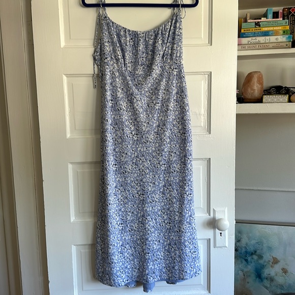 Abercrombie Light Blue Leopard Print Dress - Picture 2 of 5